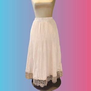 Adrianna Papell Cream Midi Skirt with Lace Detail